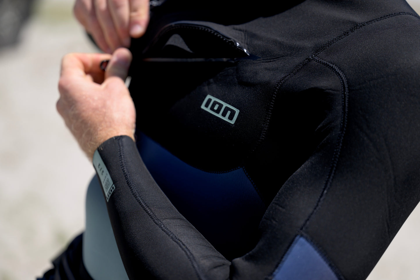 Seek Core 3/2 Front Zip - 4LINEKITEBOARDING