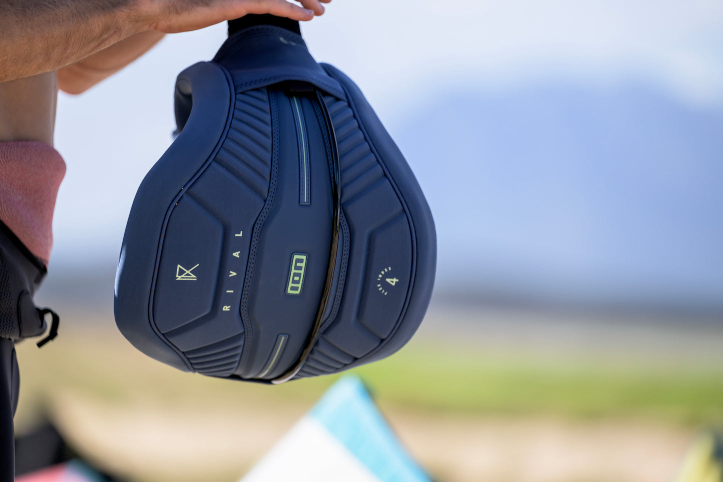 Rival Windsurf Waist 2024 - 4LINEKITEBOARDING